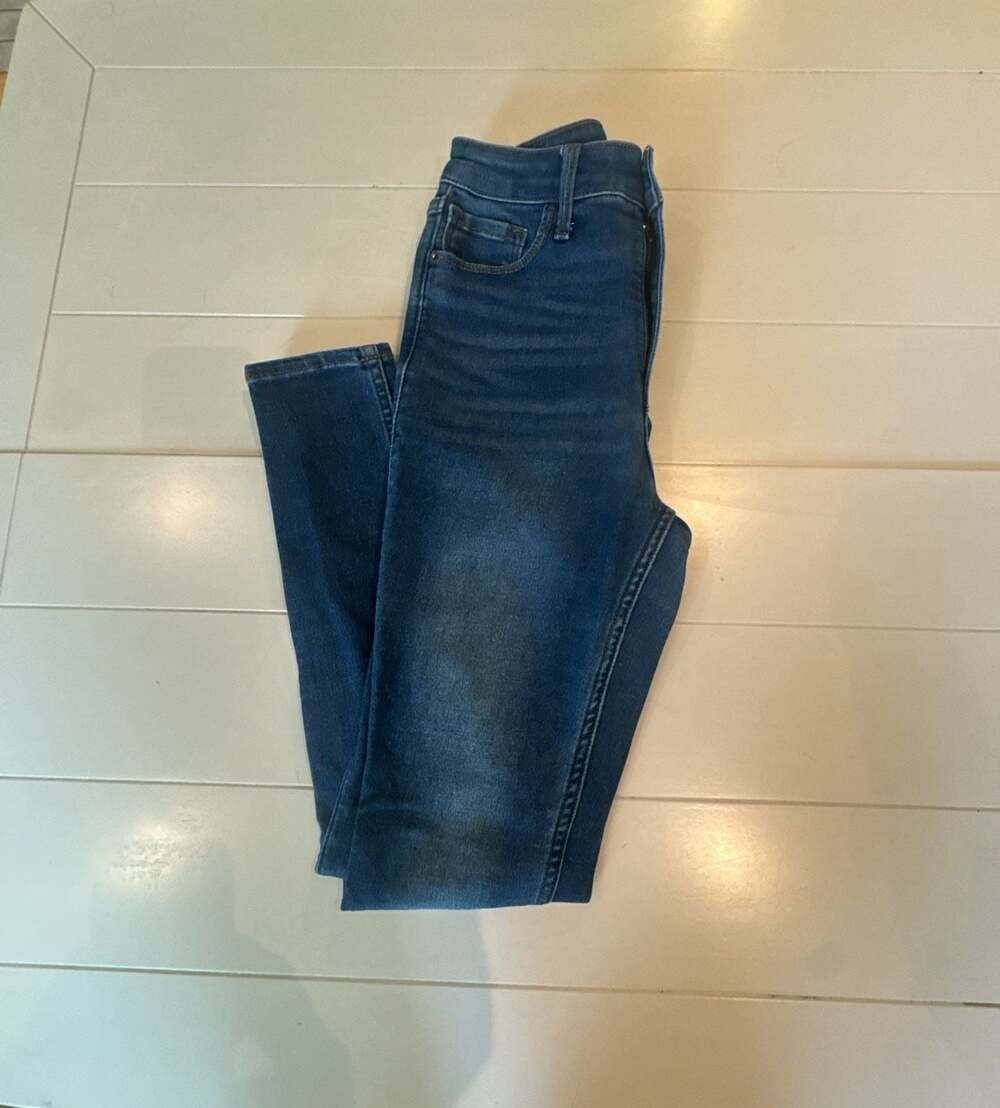 Old Navy High-Waisted Skinny Jeans Dark Wash